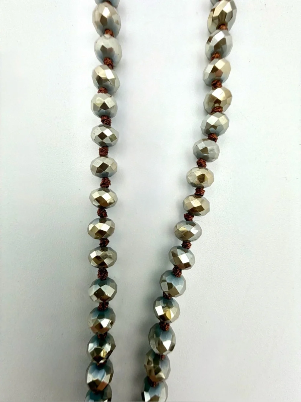 Green Hexagon Stone Necklace with Beige Drop Charm - Picture 3 of 4